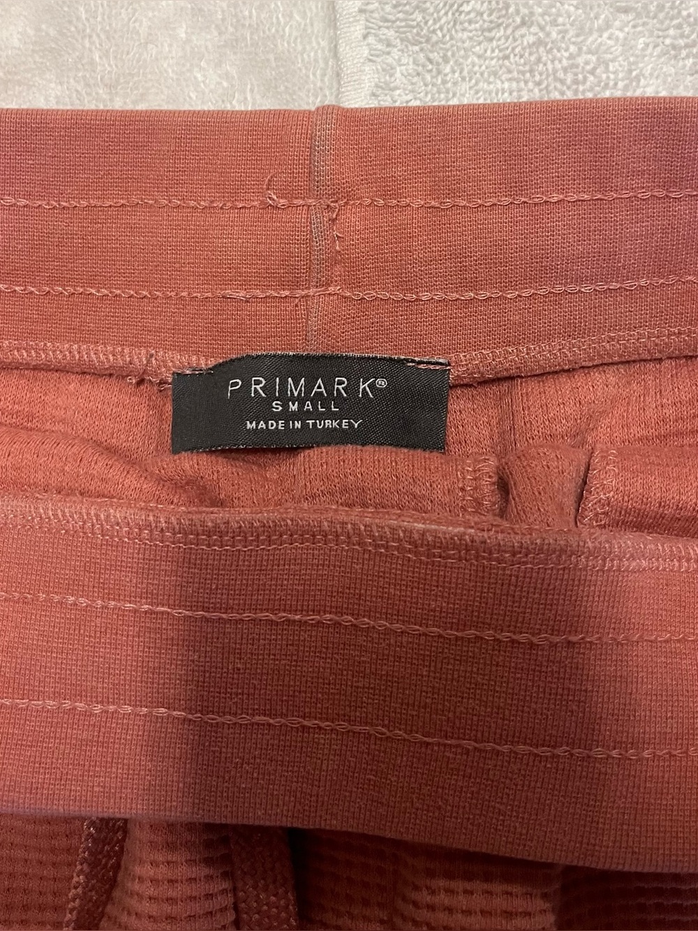 Primark Men's Waffle Knit Drawstring Shorts in Coral - Picture 3 of 3